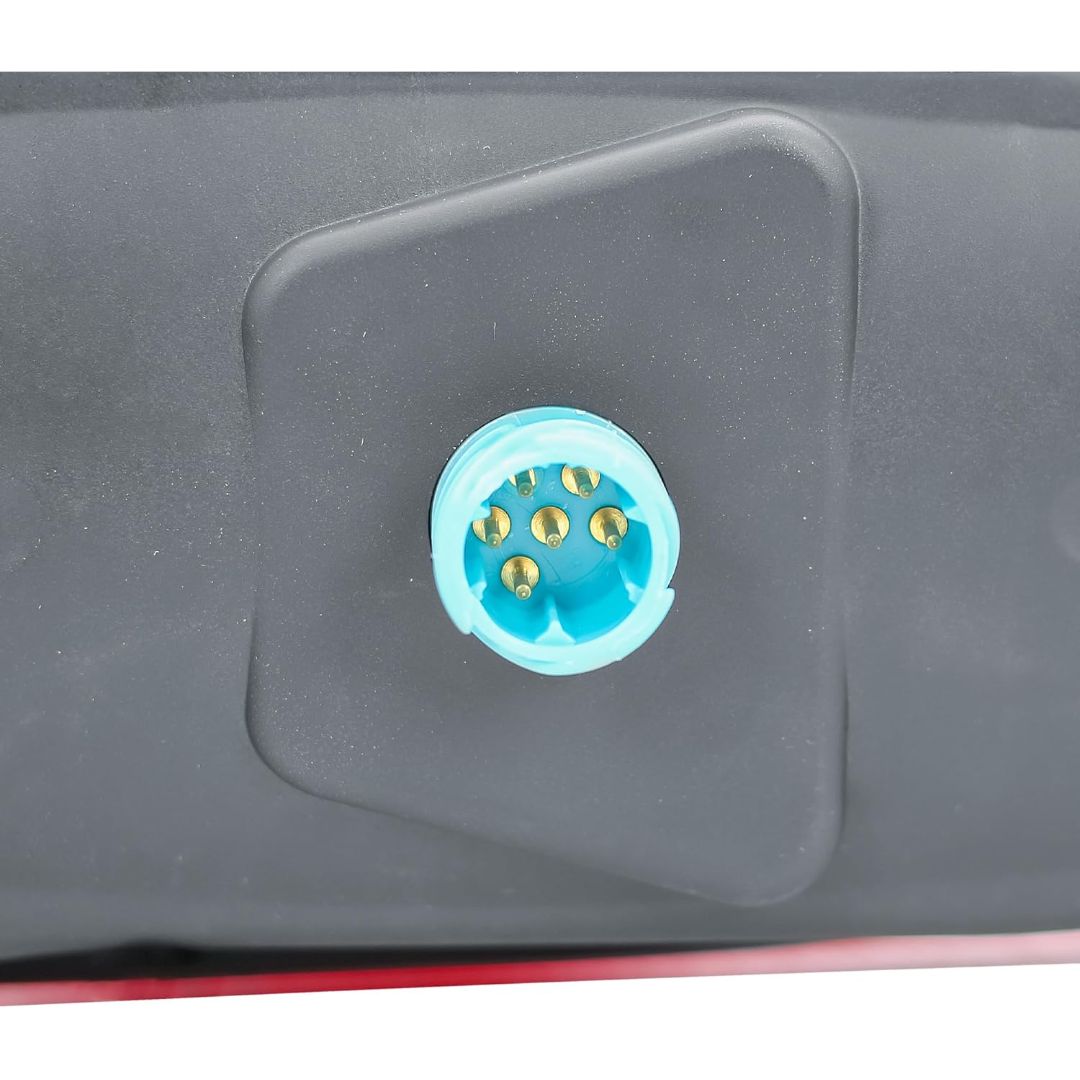 connettore-elettrico-6-pin-fanale-posteriore connettore-elettrico-6-pin-fanale-posteriore